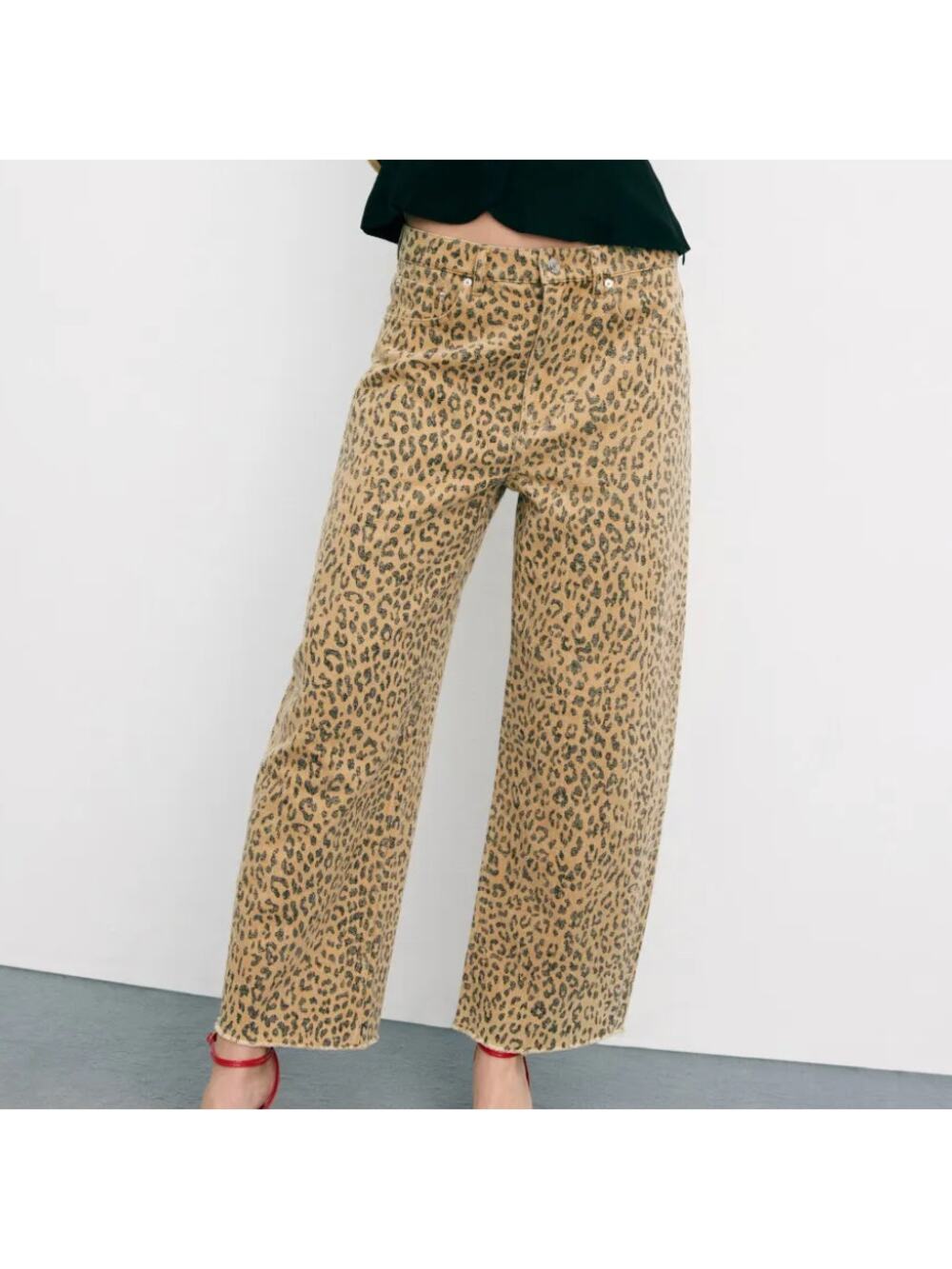 Le Jean Leopard Barrel Jeans Size 24 Baggy Ankle Raw Edge Animal Designer $300